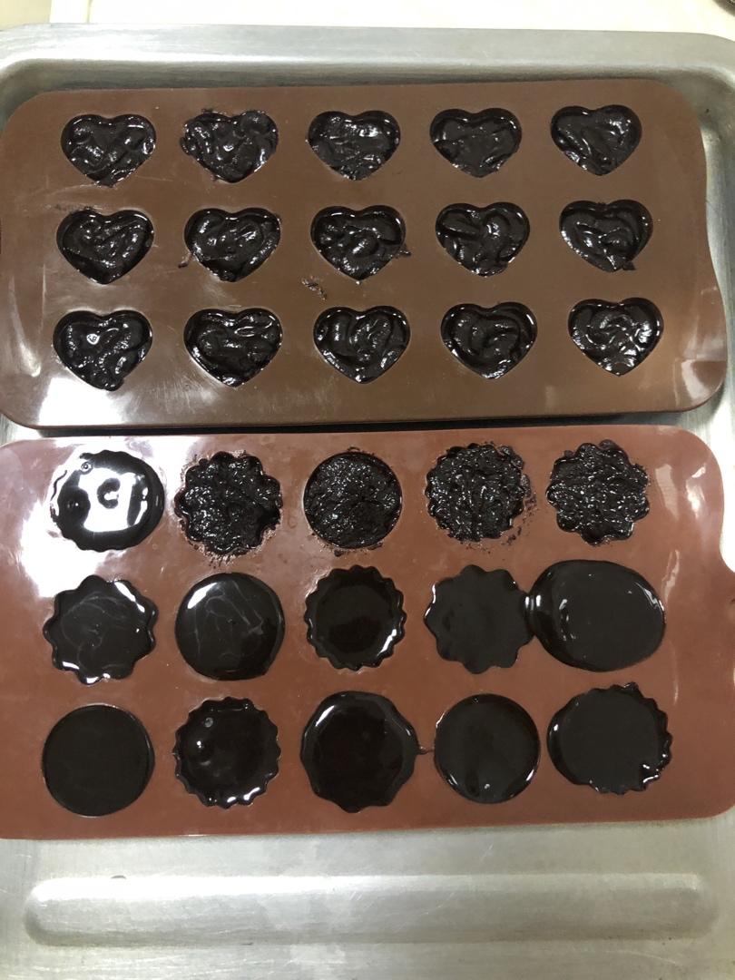 ccccccici做的手工黑巧克力可可液块自制70左右巧克力可用做烘焙或