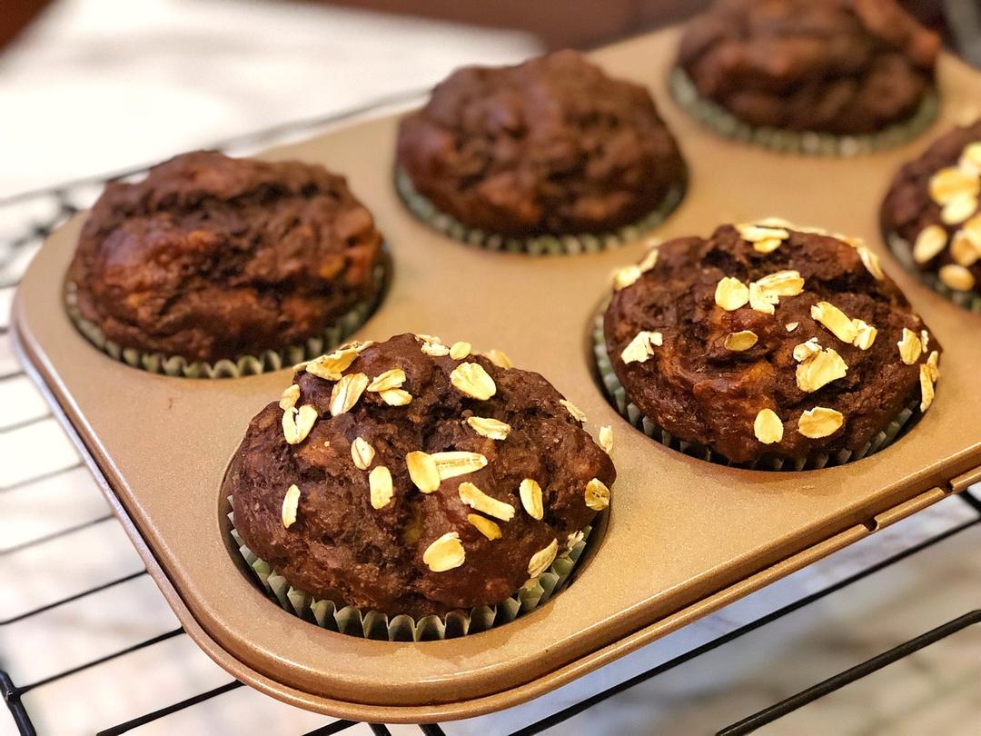 全麦黑巧香蕉马芬（附无麸质版）丨健康·烘焙