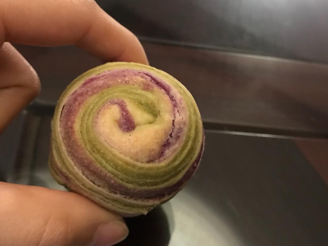 彩虹渐变蛋黄酥（无需揉出膜）