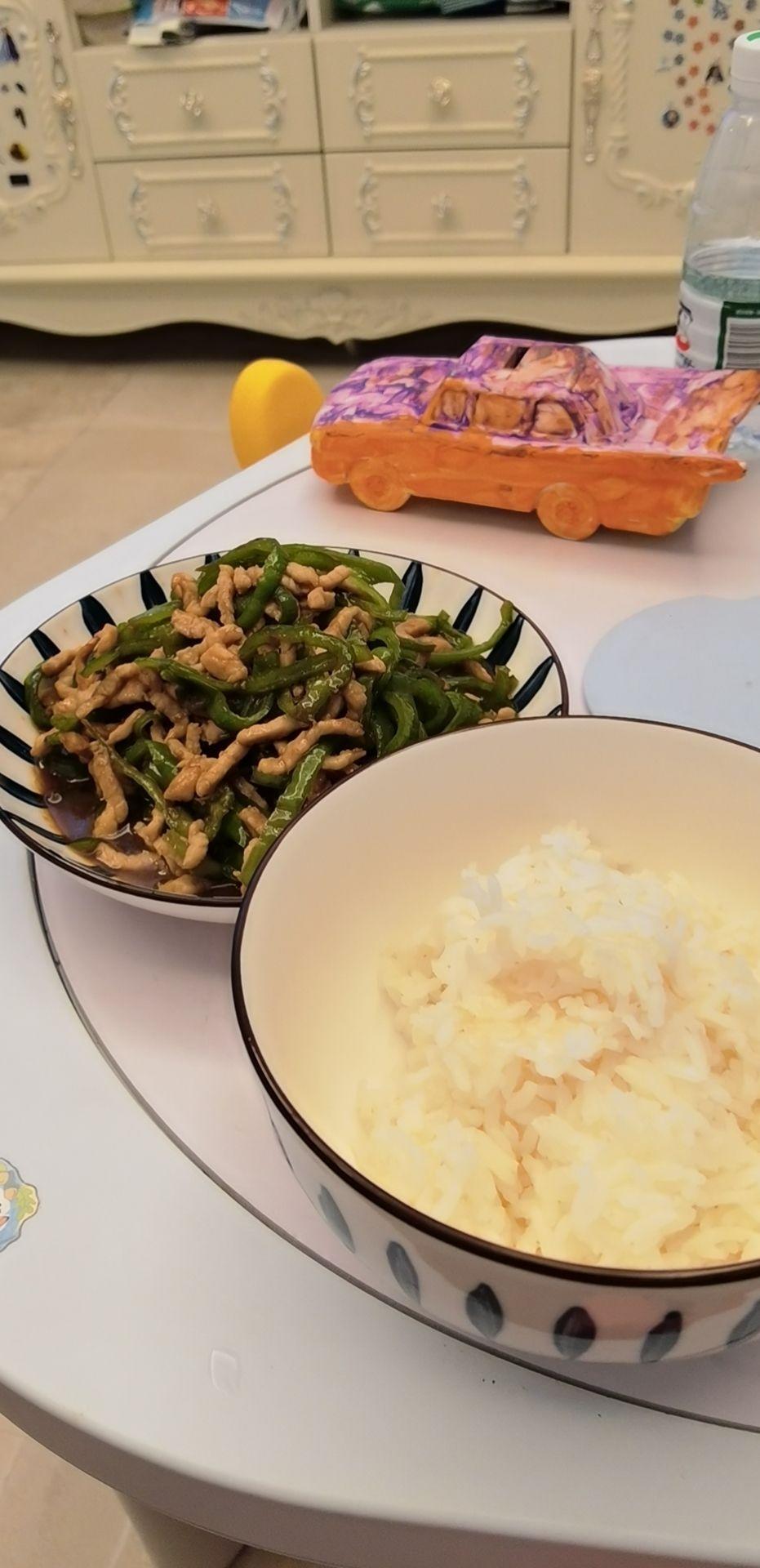 堂妈小厨——辣椒炒肉丝