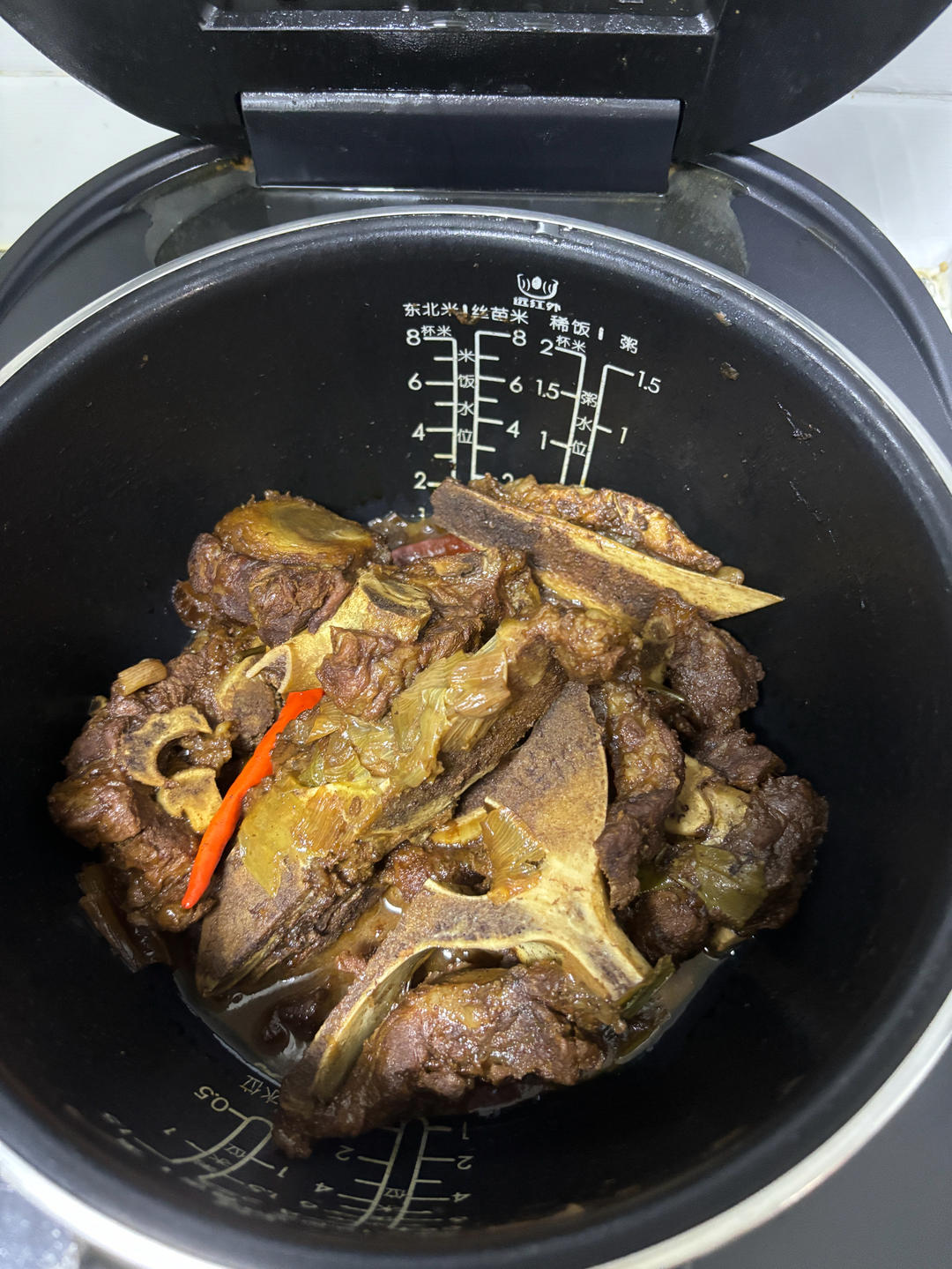 超级好吃的红烧牛脊骨（牛腩）