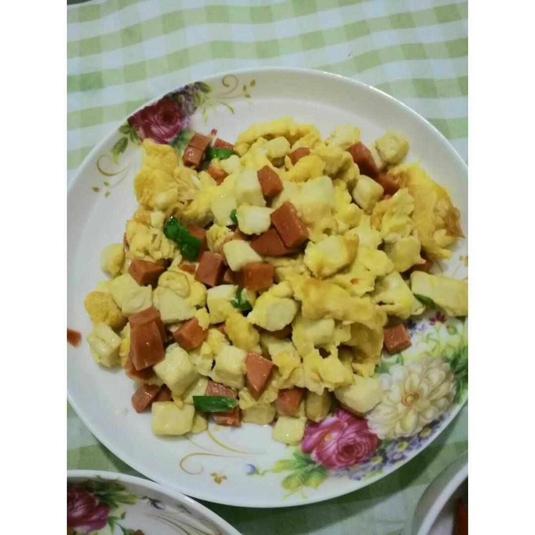 蛋包豆腐丁
