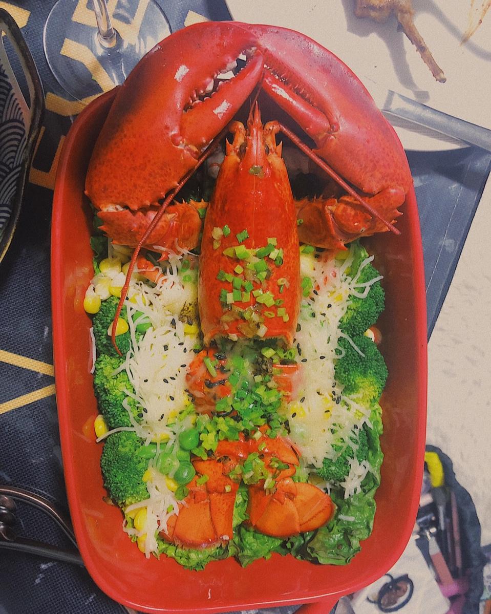 蒜蓉蒸波士顿龙虾