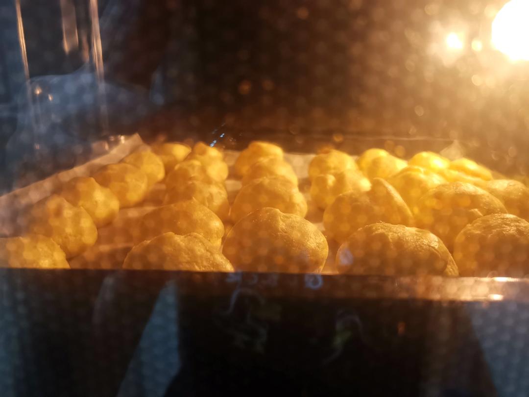 简单易成功的奶油小泡芙做法