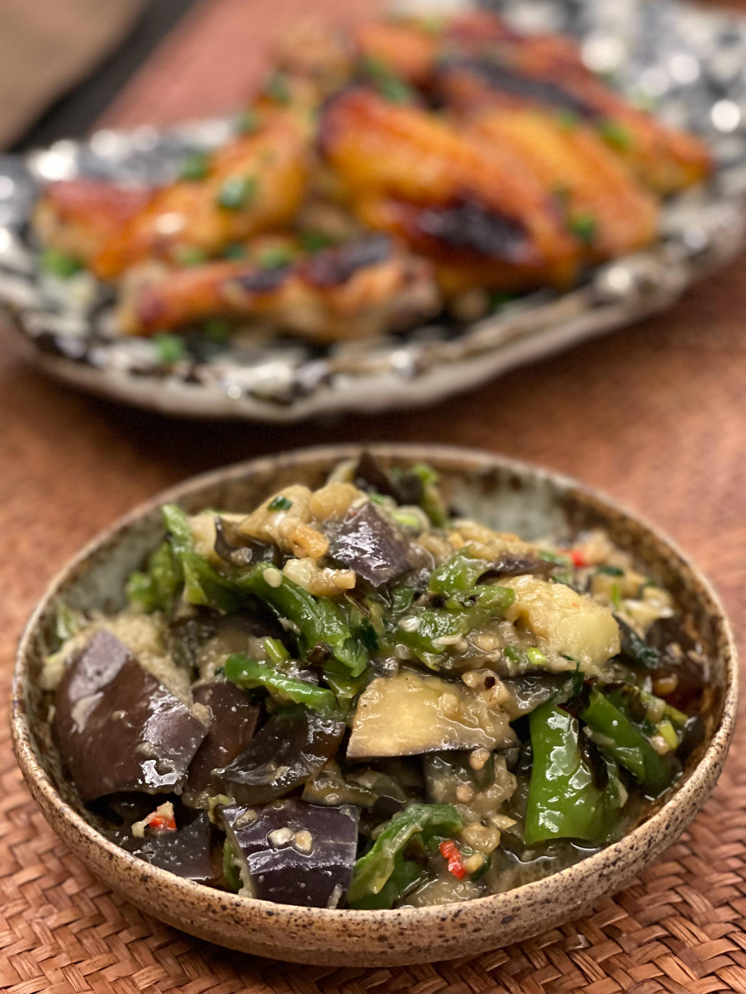 青椒皮蛋擂茄子