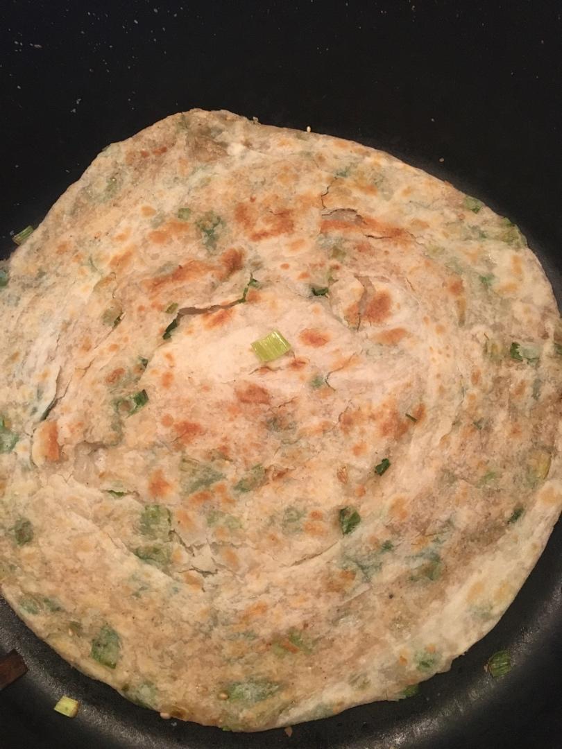 不需要技术含量的葱花饼（不硬超软的葱花饼）