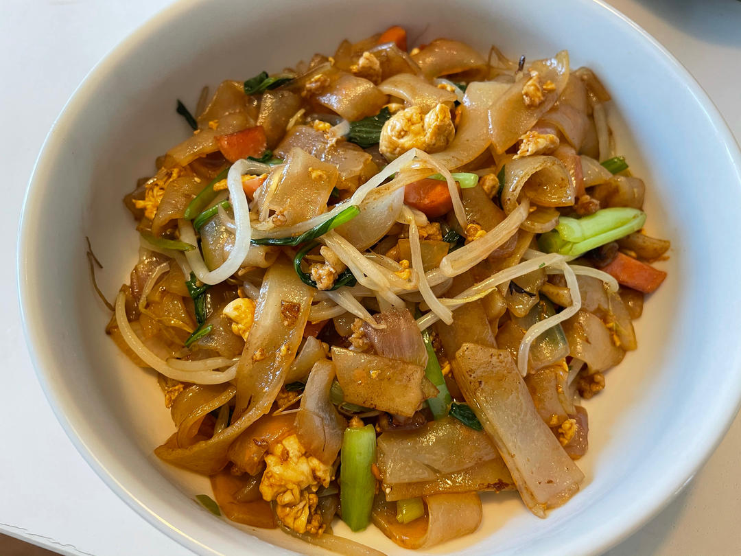 路边摊的炒河粉