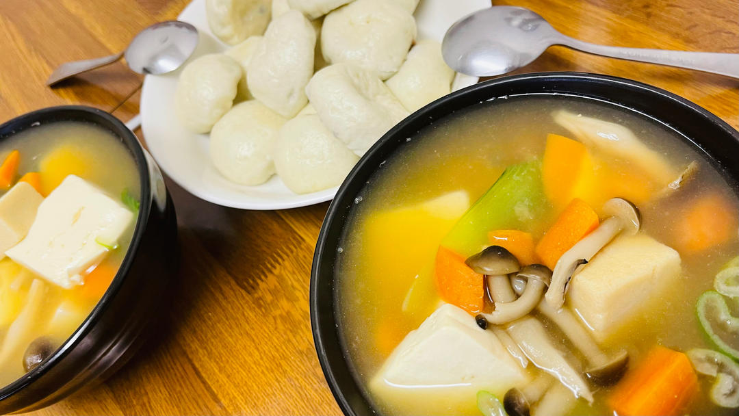 超快手刷脂蔬菜豆腐汤