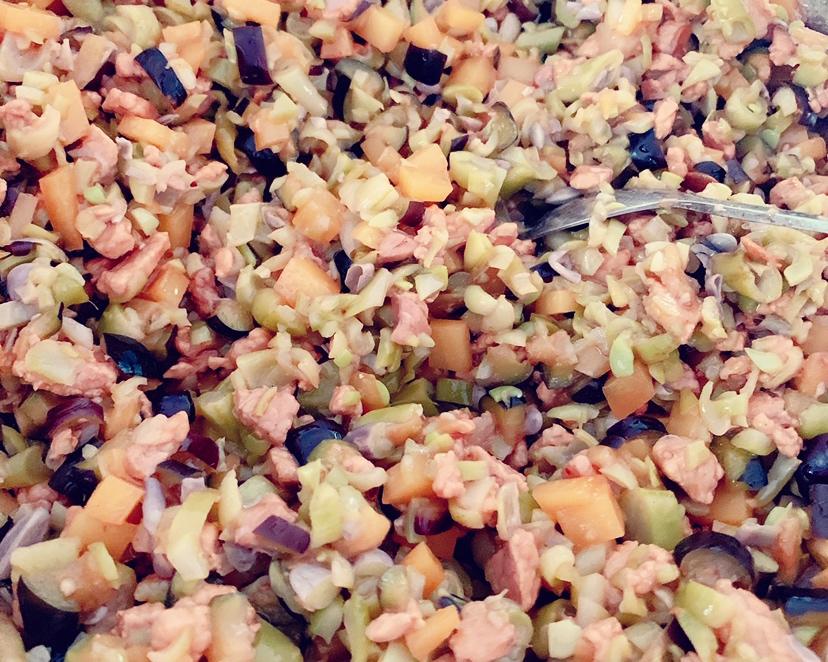 酱肉芸豆土豆茄丁大包的做法