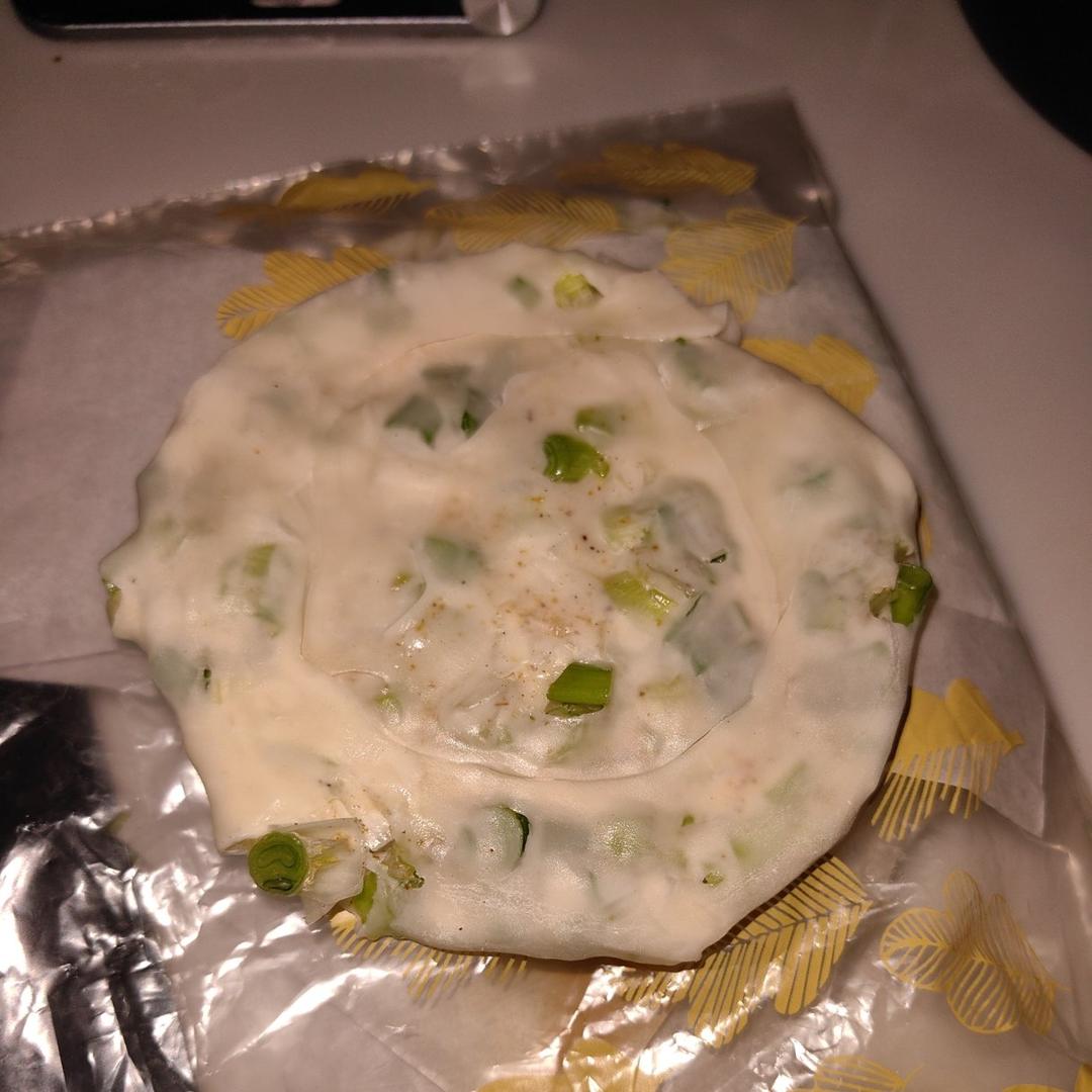 馄饨皮葱油饼