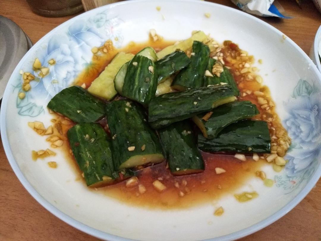 凉拌家常黄瓜