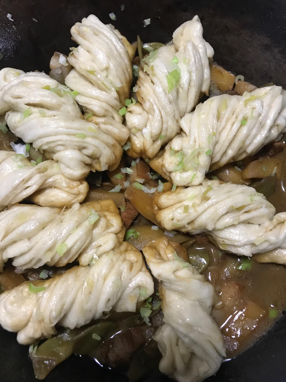 东北一锅出（焖卷子）