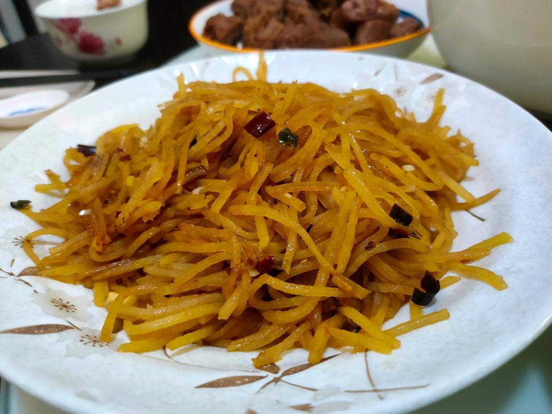 超级无敌下饭菜～酸辣土豆丝