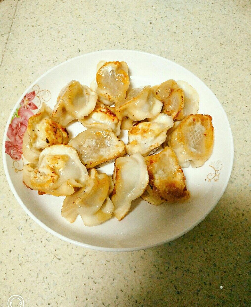 超级简单做煎饺