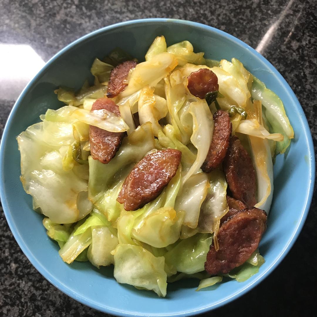 腊肠手撕包菜