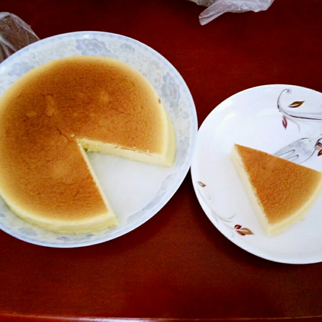 8寸轻乳酪蛋糕