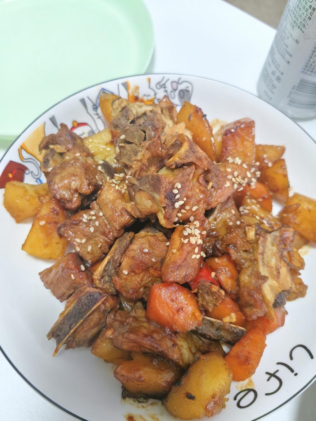 土豆烧排骨