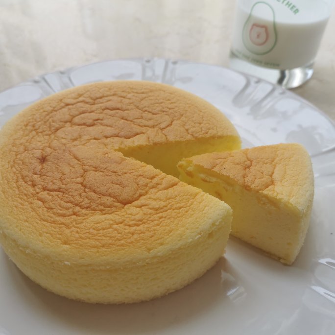 软嫩湿润【日式轻乳酪蛋糕】到底多轻～Japanese Cheesecake～ | Q BAKE