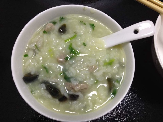 星晴-100做的砂锅皮蛋瘦肉粥