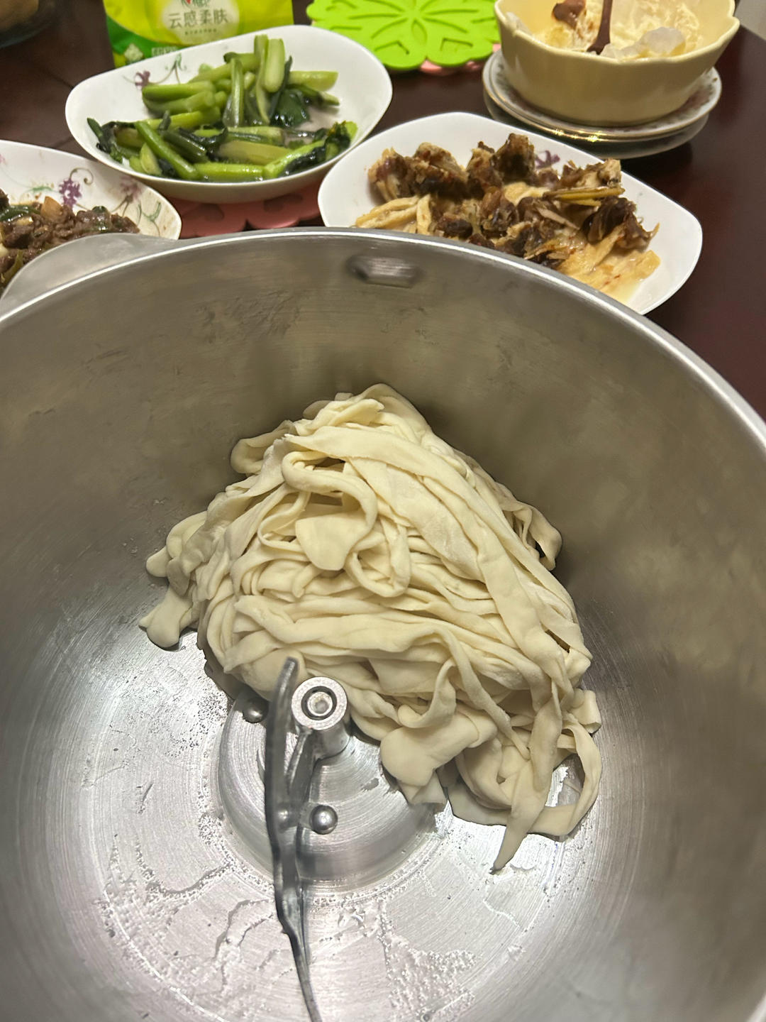 妈妈做了几十年的河南烩面片的制作过程，三揉三醒，筋道不断