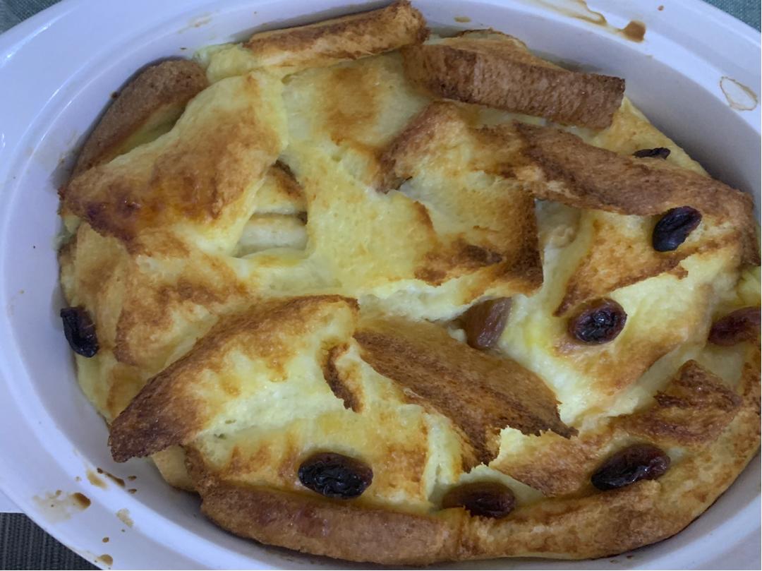 很少有人会不喜欢的面包布丁