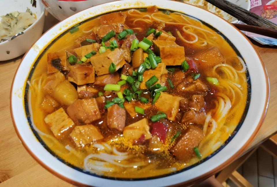 xu安安做的上海辣酱面