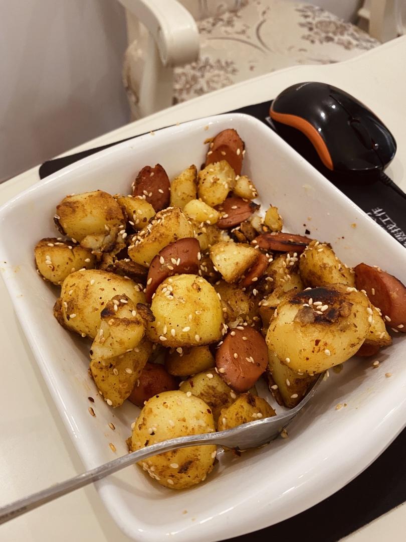 孜然火腿土豆丁