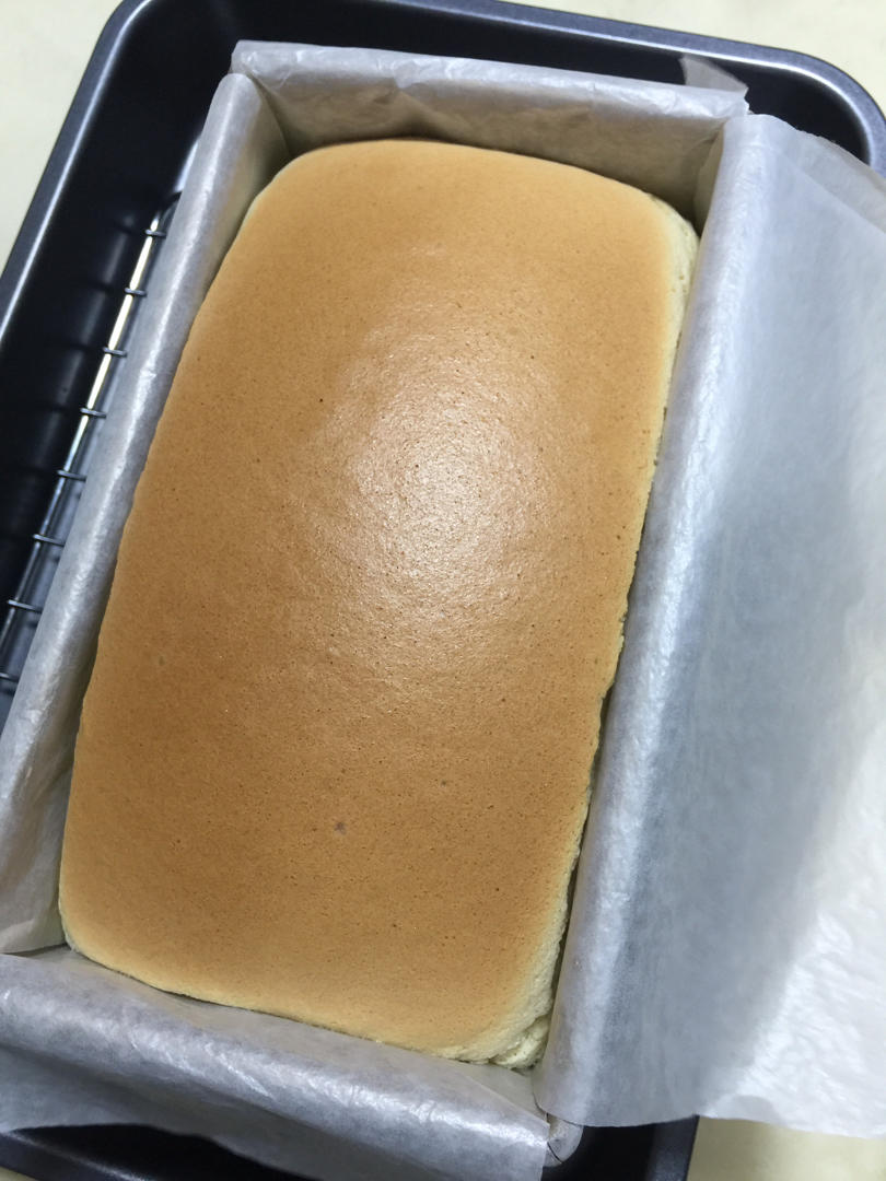土司盒古早味蛋糕