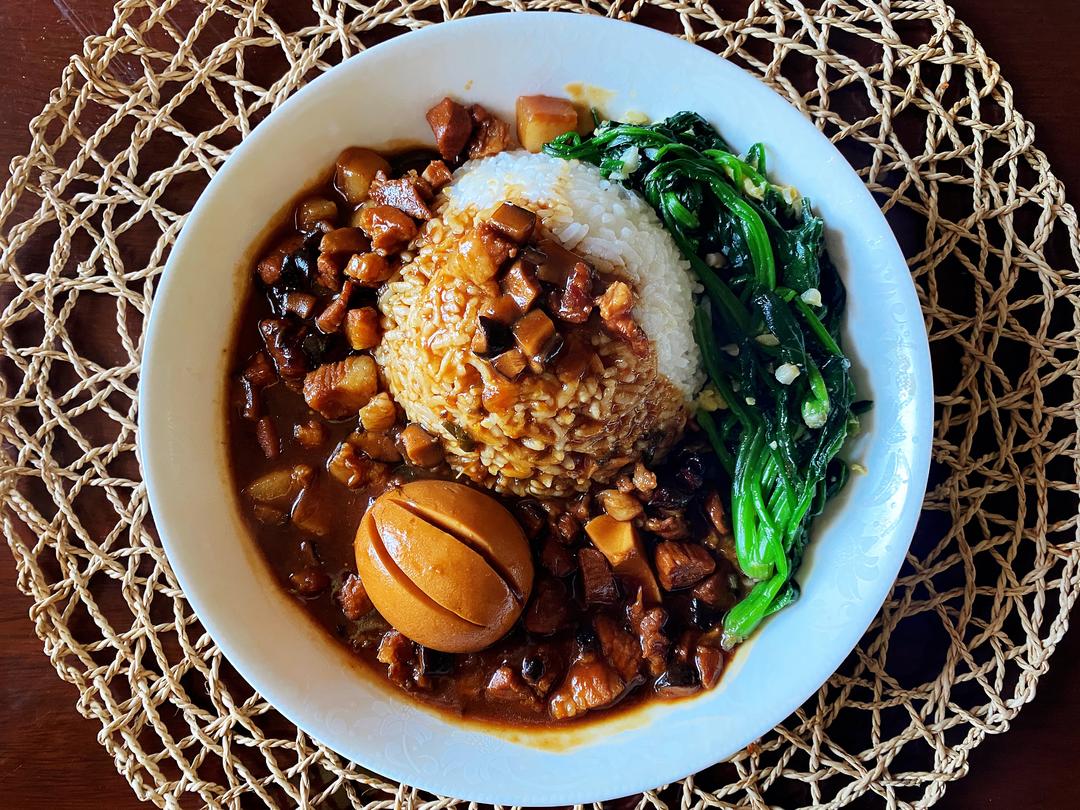 吃了会一直想念的卤肉饭的做法