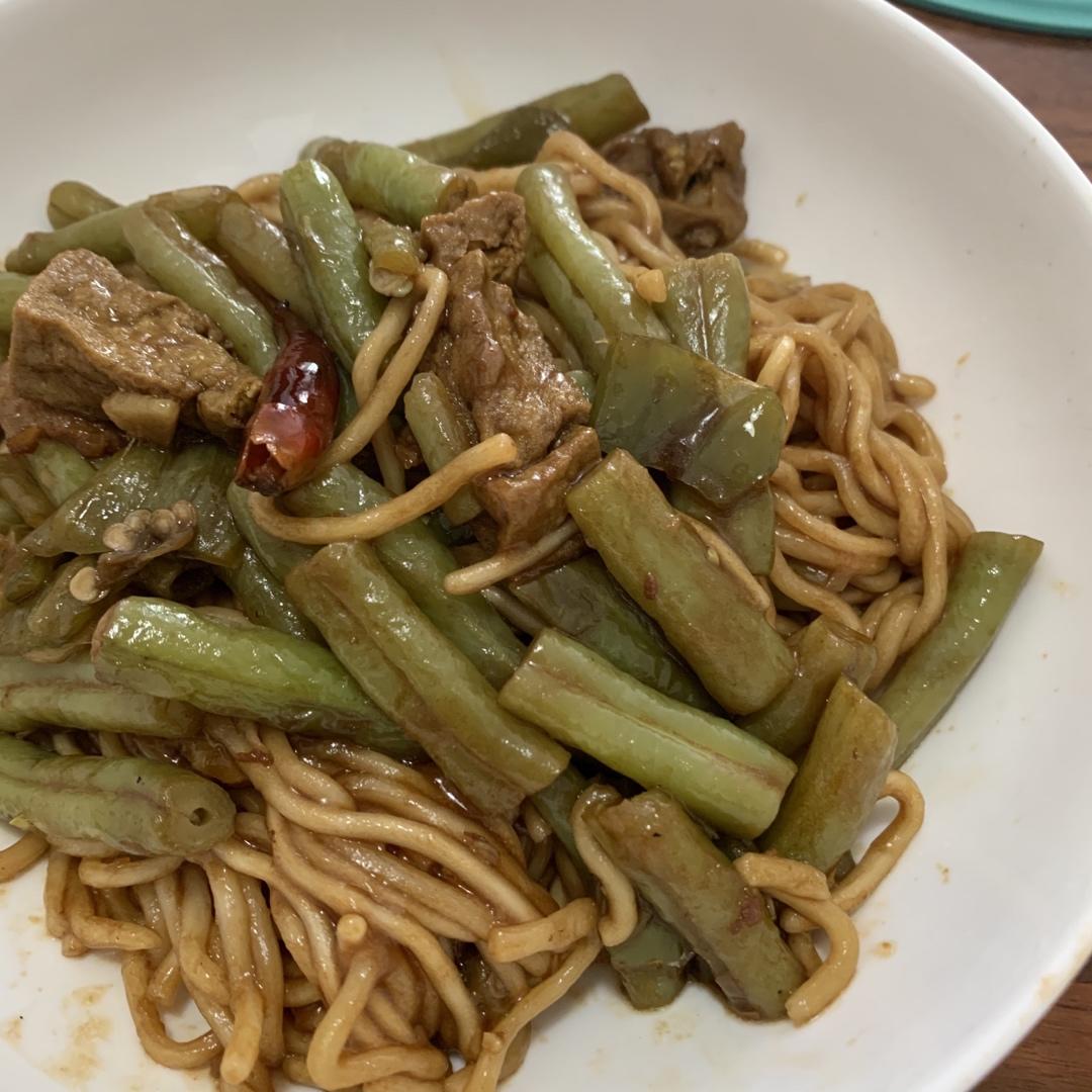 豆角焖面