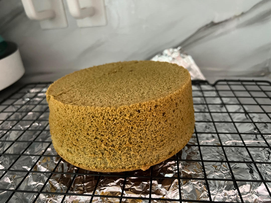 六寸抹茶戚风蛋糕