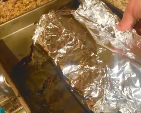 🍯美式烤排骨🍖BBQ Ribs黑蜜糖烧烤酱低温慢烤猪肋排🐽（简单懒人快手）的做法 步骤4