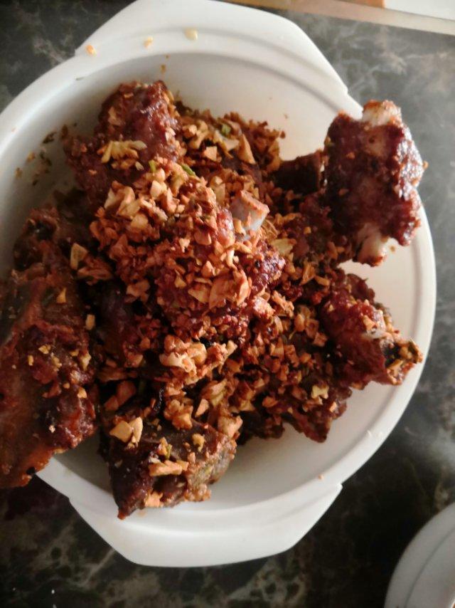 金牌蒜香排骨