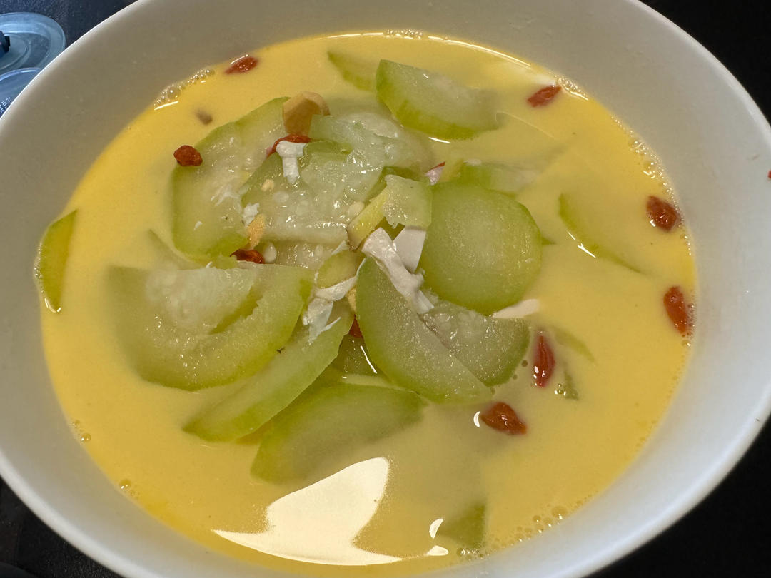 瑶柱咸蛋节瓜汤