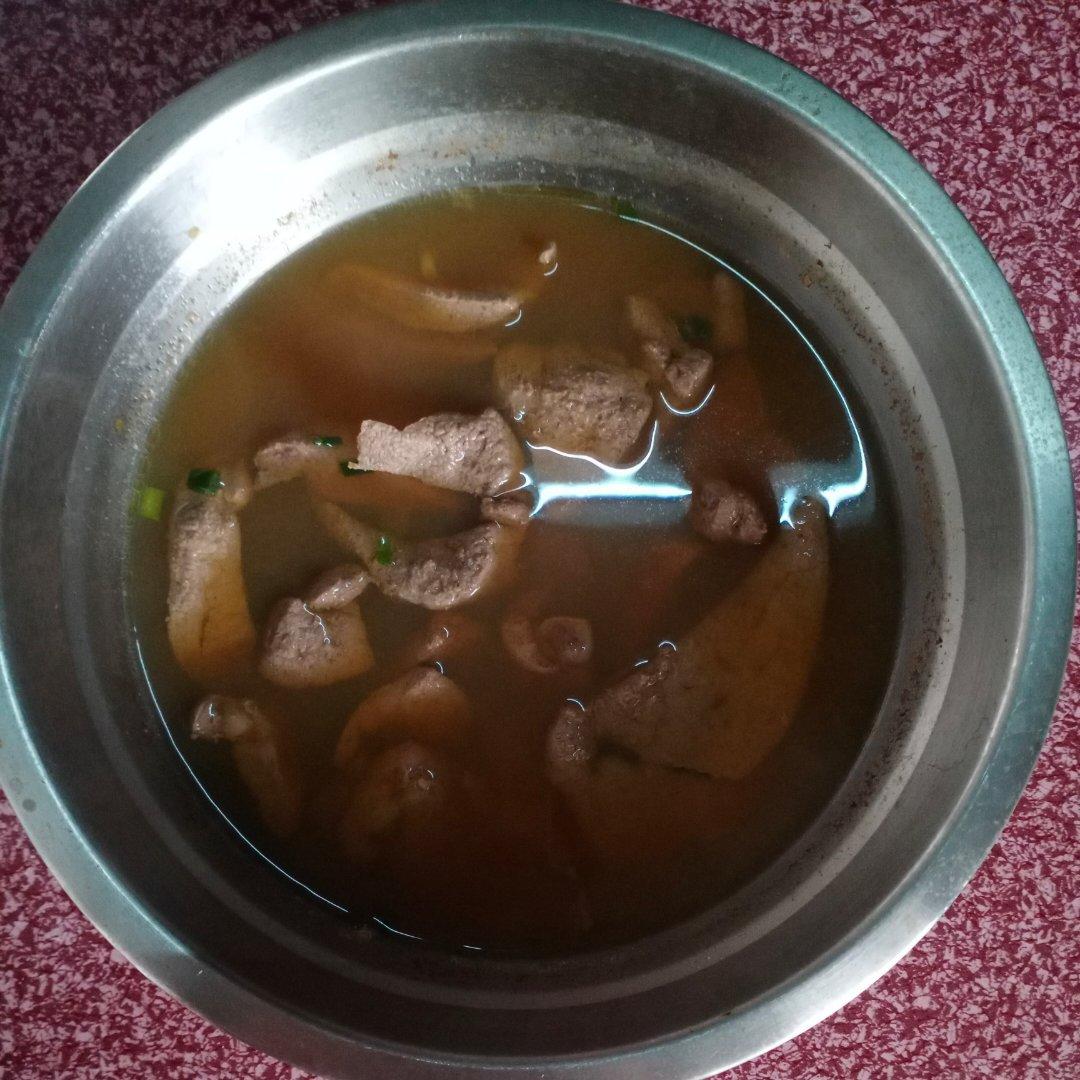 瘦肉猪肝汤