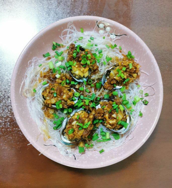 蒜蓉蒸鲍鱼