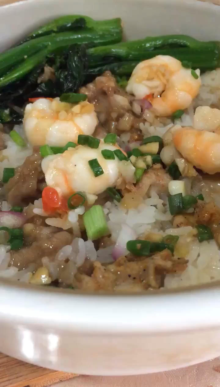 可以出摊的【豉汁排骨煲仔饭】锅巴香脆排骨软嫩！