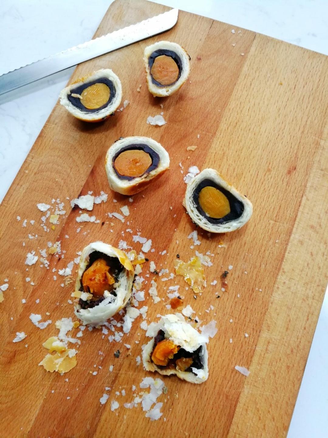 微笑~招牌蛋黄酥