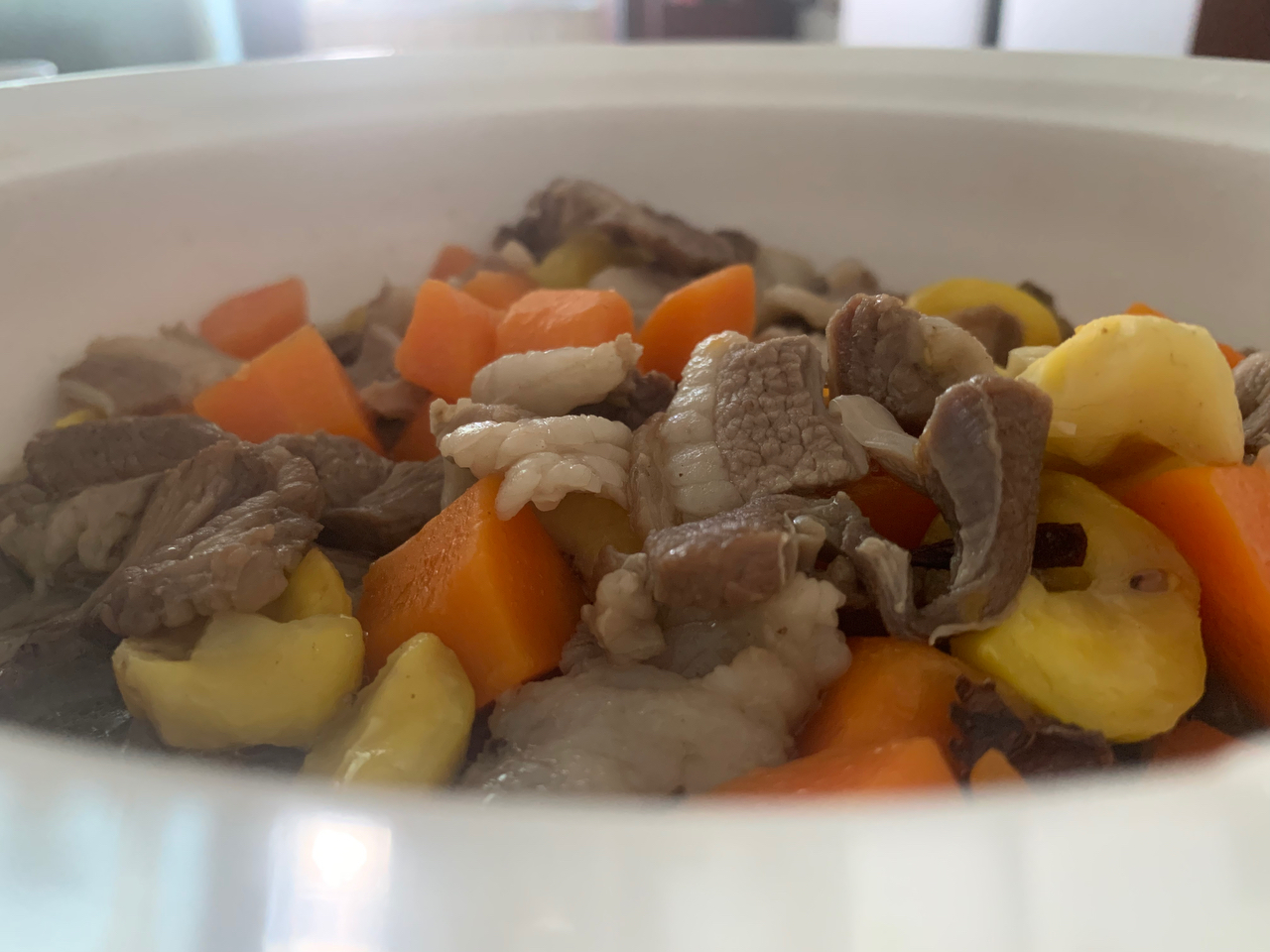 胡萝卜炖羊肉（热菜）