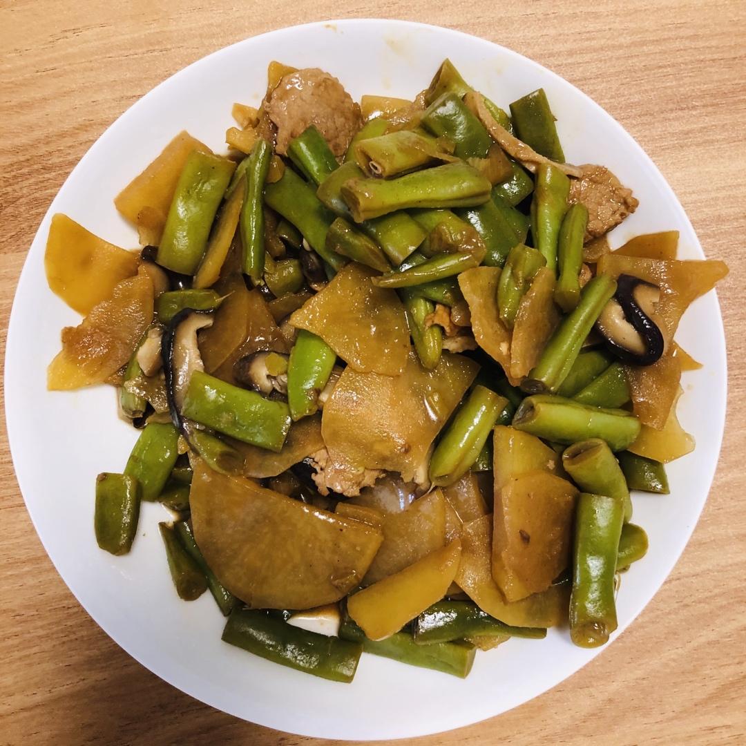 土豆炖豆角