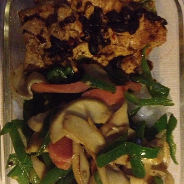 青椒素炒杏鲍菇