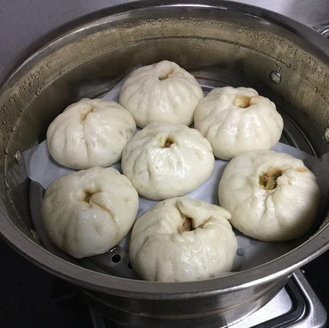 用面包机和面做包子