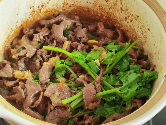 土法香焖黄牛肉的做法