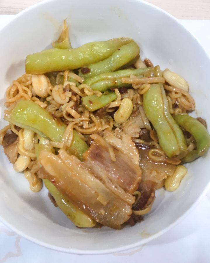 豆角焖面