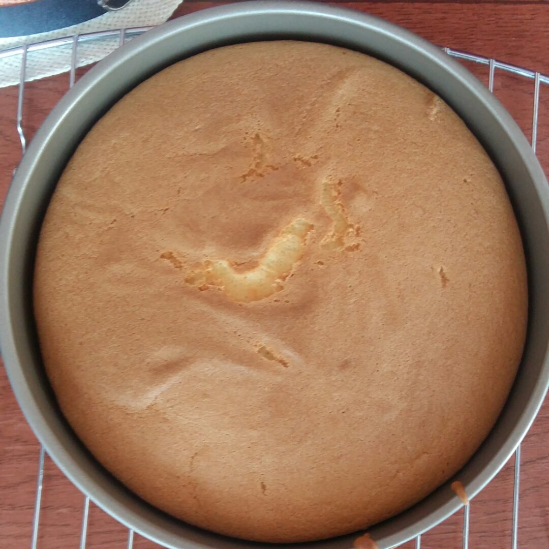 烤箱做蛋糕（戚风蛋糕的做法）