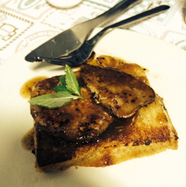 开到荼靡1做的红酒香煎鹅肝