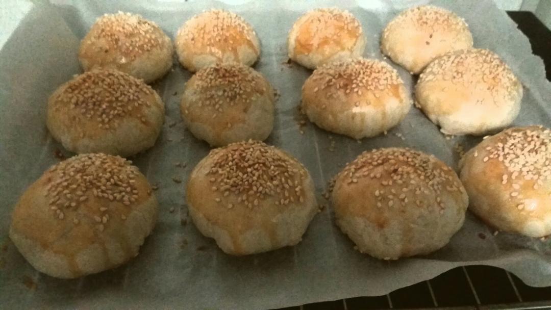 鲜美多汁的——榨菜鲜肉月饼