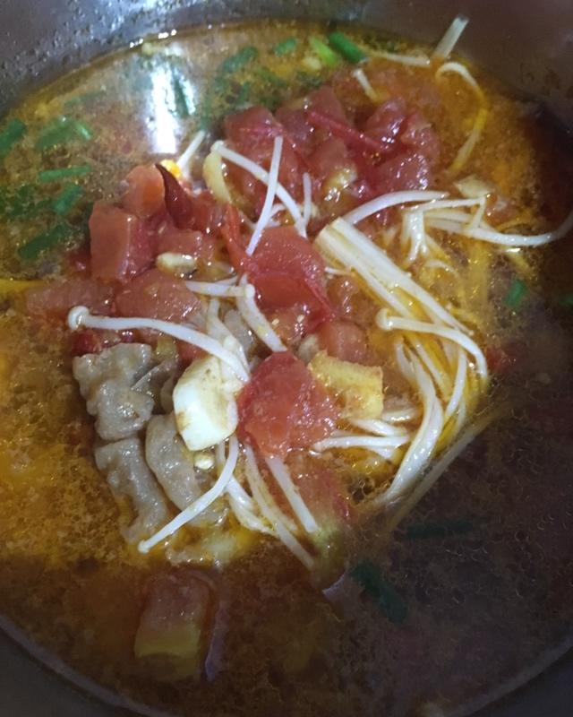 堂妈小厨——酸汤肥牛