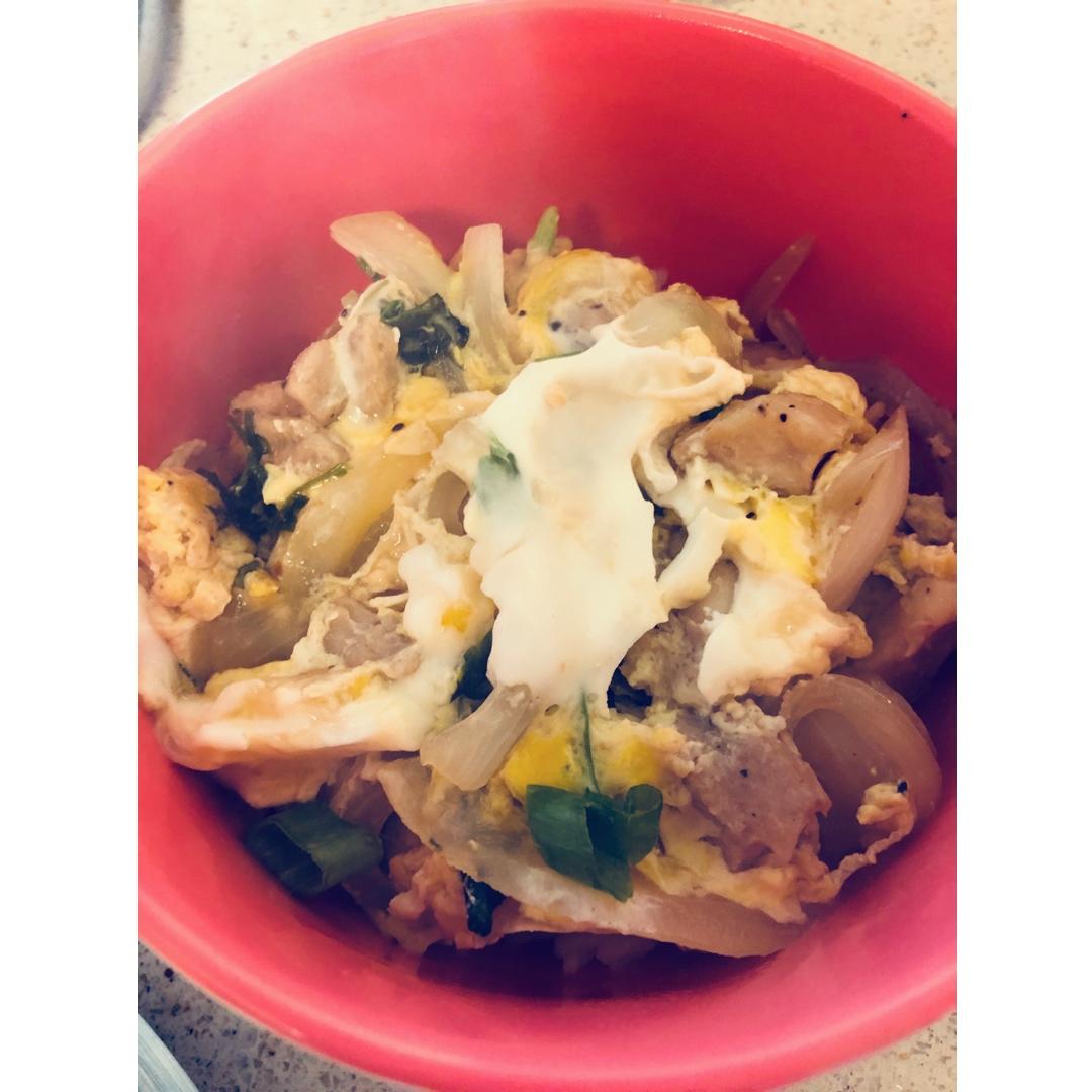 日本盖浇饭始祖亲子丼