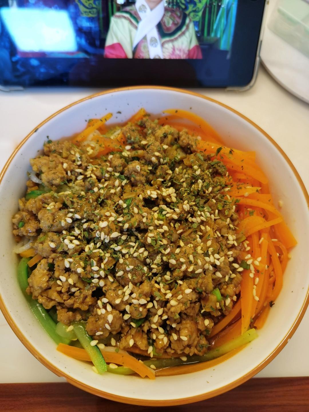 好吃到舔盘‼️酱香浓郁！快手肉末拌面